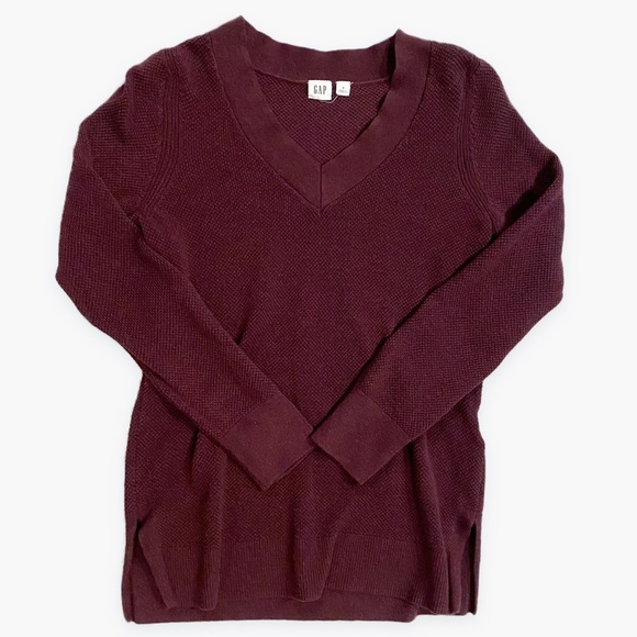 GAP Sweaters - GAP | V Neck Sweater Knit Purple Cotton Size Small